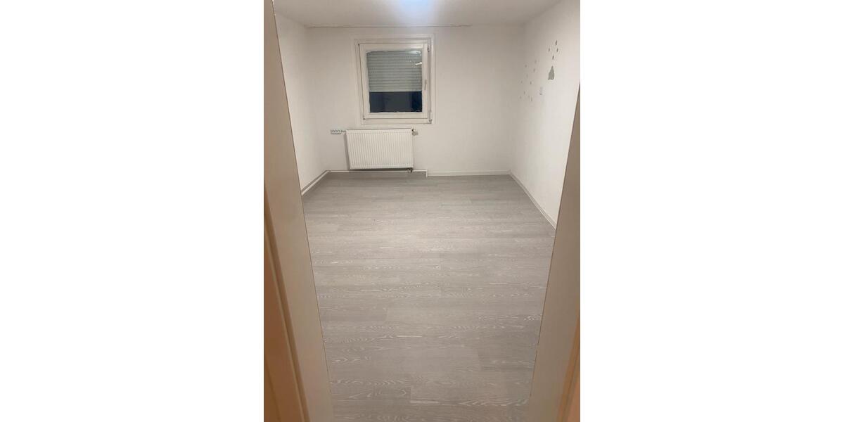 Etagenwohnung Tuttlingen - 4 Zimmer, 80 m&sup2;, 750&euro; | Angebot:26044420