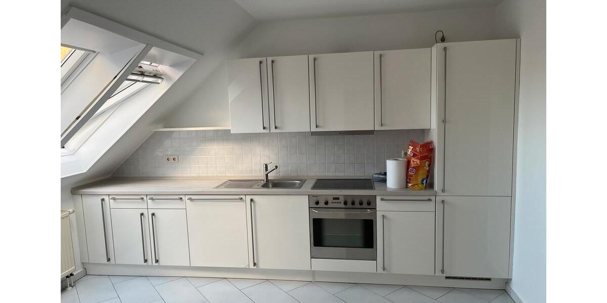 Dachgeschoßwohnung Schwerin Gartenstadt - 3 Zimmer, 84 m&sup2;, 1.050&euro; | Angebot:25964716