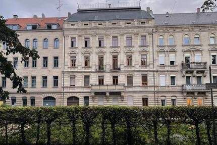 Wohnung Fürth Innenstadt - 3 Zimmer, 130 m&sup2;, 1.300&euro; | Angebot:25705384