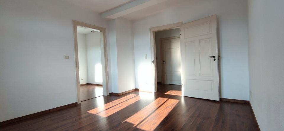 Dachgeschoßwohnung Eisenach - 3 Zimmer, 65 m&sup2;, 570&euro; | Angebot:26686083