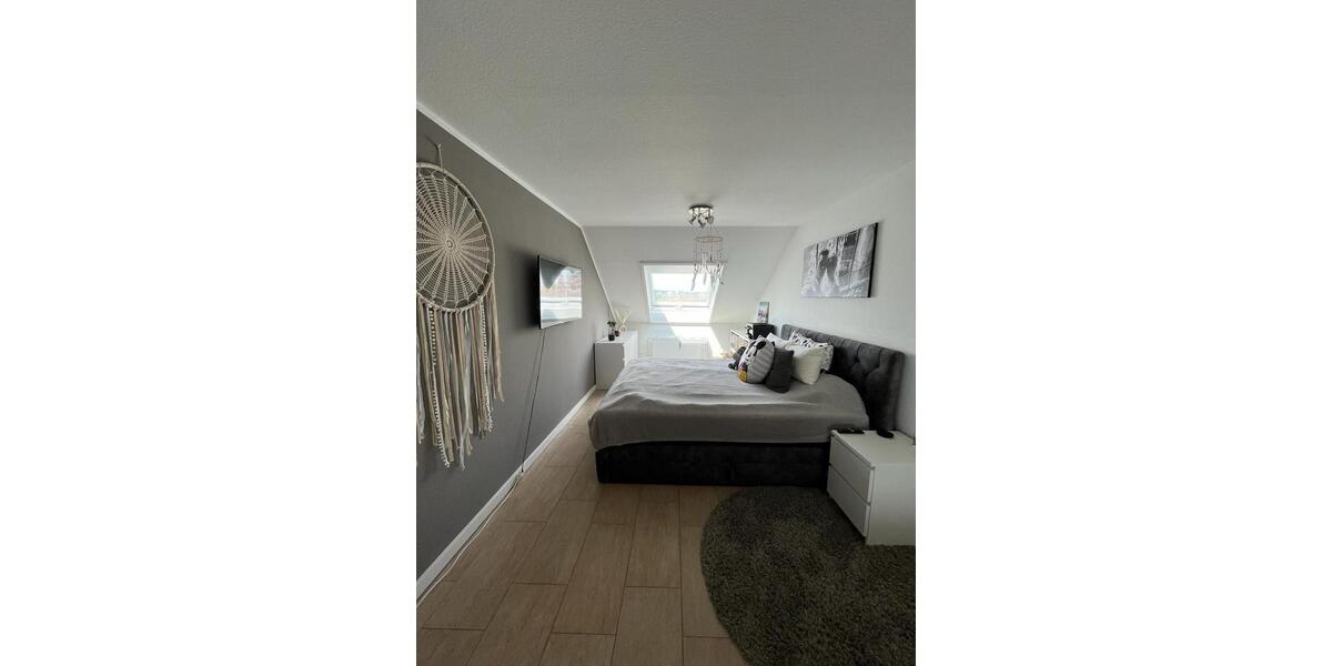 Dachgeschoßwohnung Niestetal - 3 Zimmer, 86 m&sup2;, 1.032&euro; | Angebot:26425628