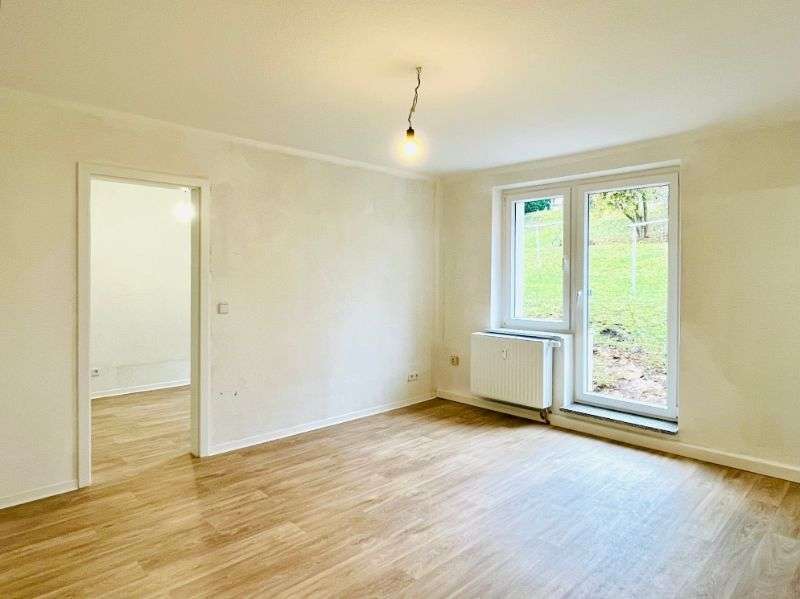 Wohnung zum Mieten in Freital 253,52 € 34.26 m² 2 zimmer