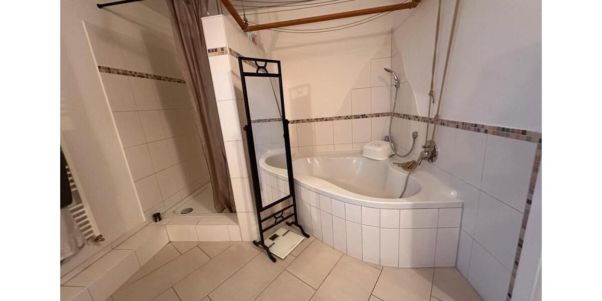 Etagenwohnung Eriskirch - 3.5 Zimmer, 98 m&sup2;, 1.200&euro; | Angebot:24870127