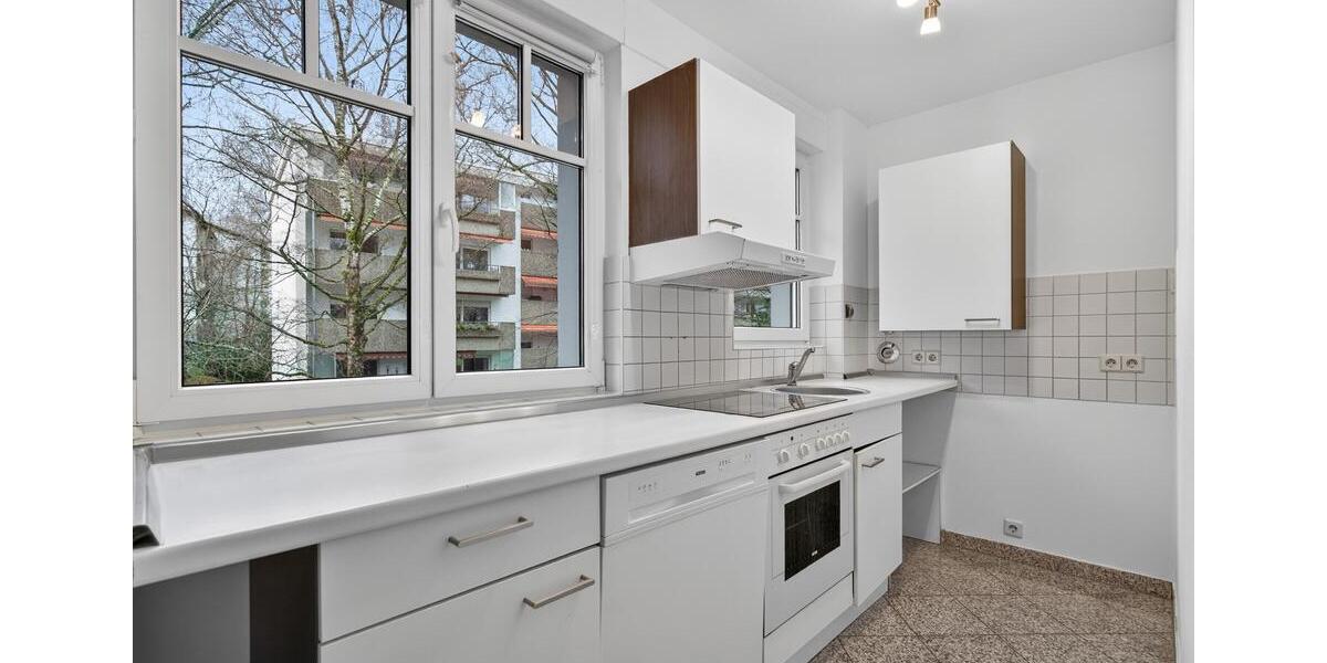 Etagenwohnung Baden-Baden Baden - 3 Zimmer, 135 m&sup2;, 1.500&euro; | Angebot:26296417