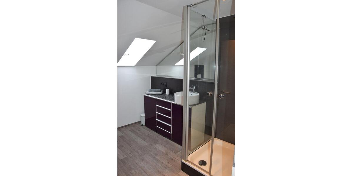 Dachgeschoßwohnung Bremen - 1 Zimmer, 40 m&sup2;, 790&euro; | Angebot:26476162
