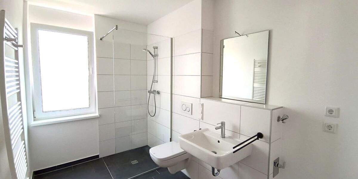 Etagenwohnung Kaiserslautern Innenstadt - 3 Zimmer, 90 m&sup2;, 1.150&euro; | Angebot:25741304