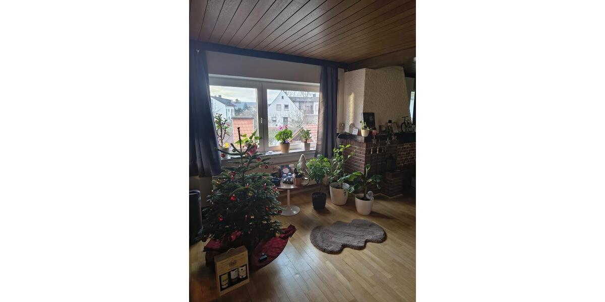 Dachgeschoßwohnung Schlitz - 5 Zimmer, 158 m&sup2;, 650&euro; | Angebot:24372326