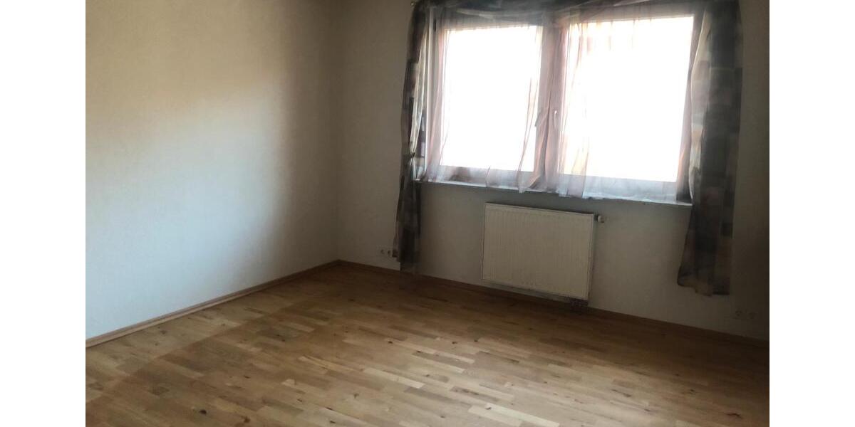 Reihenhaus Bad Ditzenbach - 6 Zimmer, 160 m&sup2;, 1.500&euro; | Angebot:23488856