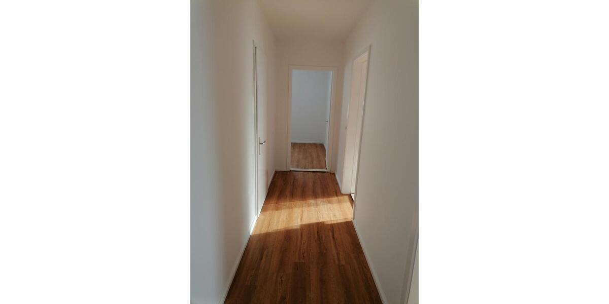 Etagenwohnung Busdorf - 3 Zimmer, 67 m&sup2;, 600&euro; | Angebot:24801262
