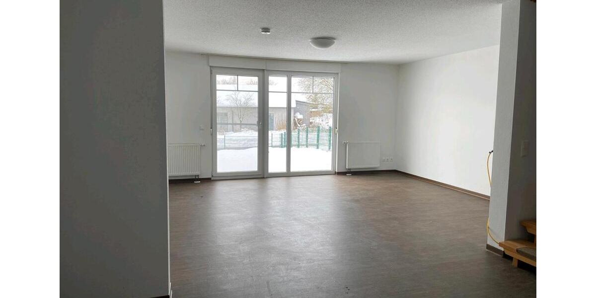 Doppelhaushälfte Kulmain - 6 Zimmer, 146 m&sup2;, 1.250&euro; | Angebot:24803866