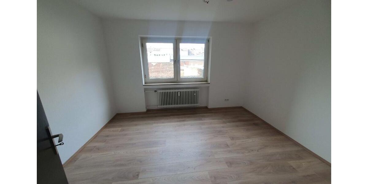 Etagenwohnung Krefeld - 3 Zimmer, 80 m&sup2;, 800&euro; | Angebot:26261245