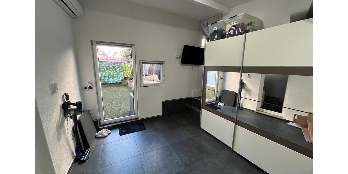 Erdgeschoßwohnung Lichtenwald - 3 Zimmer, 125 m&sup2;, 1.300&euro; | Angebot:24864975