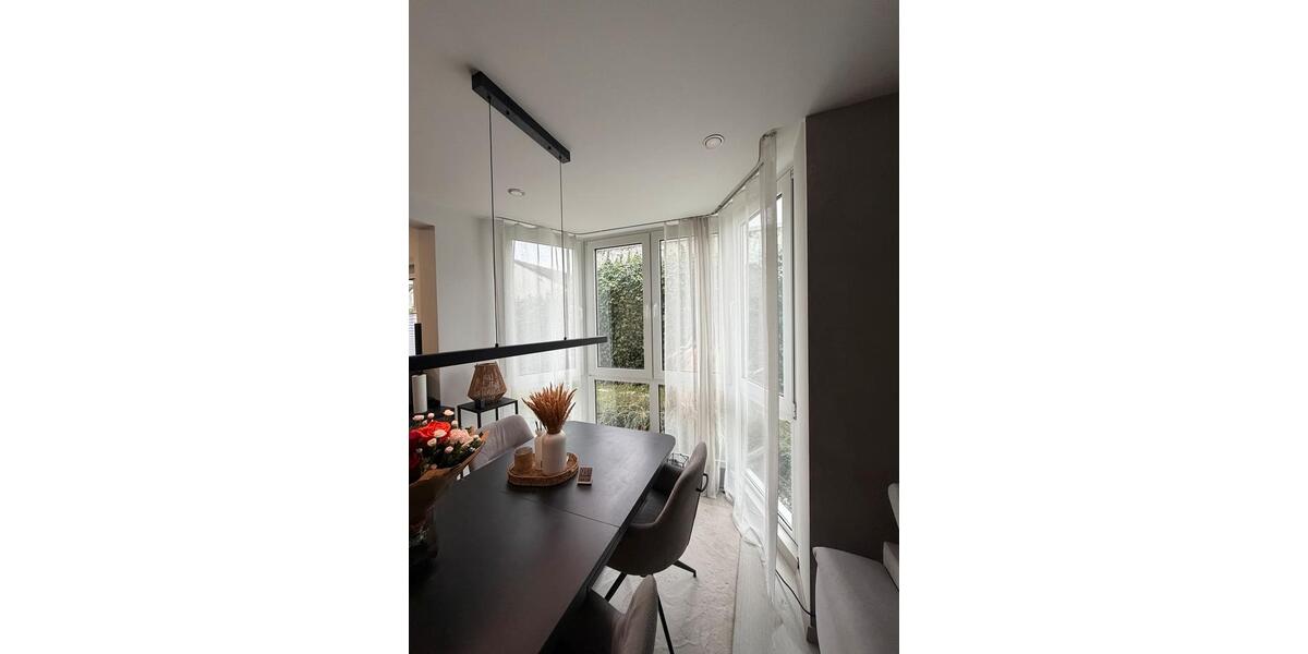 Erdgeschoßwohnung Hochheim am Main - 2 Zimmer, 67 m&sup2;, 1.140&euro; | Angebot:26587176
