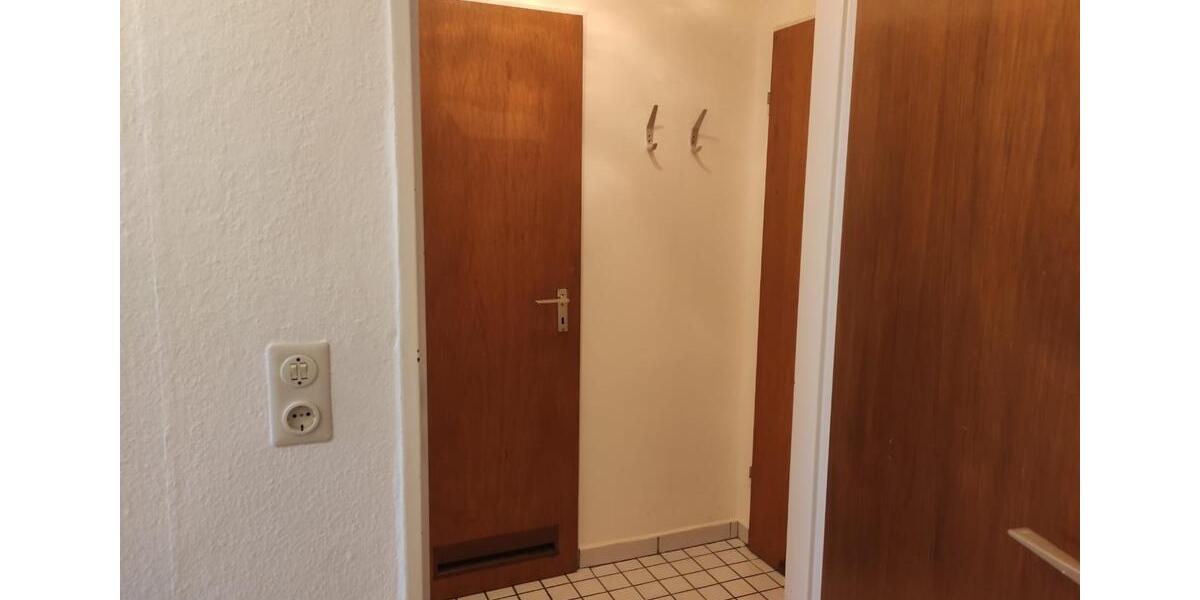 Etagenwohnung Braunschweig Broitzem - 1 Zimmer, 30 m&sup2;, 510&euro; | Angebot:26618680