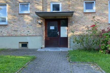 2 Zimmer - Wohnung Frisch Saniert! Mit Balkon