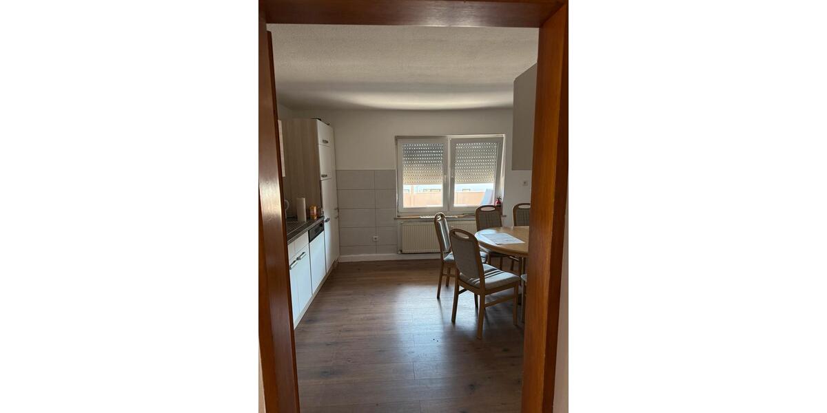 Wohnen auf Zeit Neumarkt in der Oberpfalz Altenhof - 4 Zimmer, 120 m&sup2;, 29&euro; | Angebot:17412256