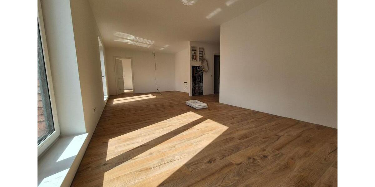 Einfamilienhaus Norderstedt - 2 Zimmer, 58 m&sup2;, 1.380&euro; | Angebot:25943266