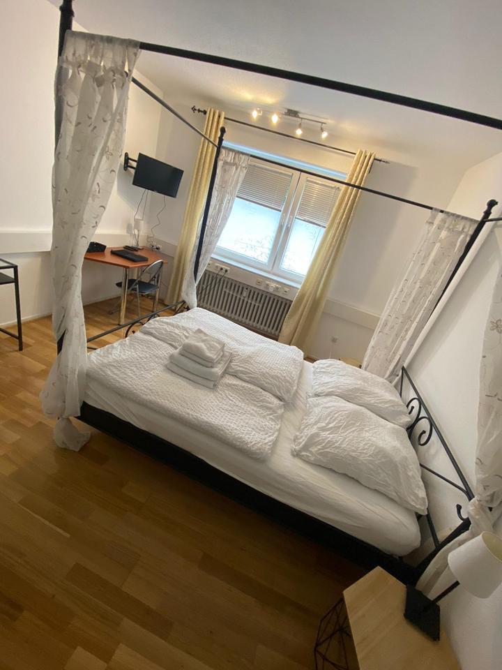 Relax - Günstiges Zimmer mit Gemeischaftsküche