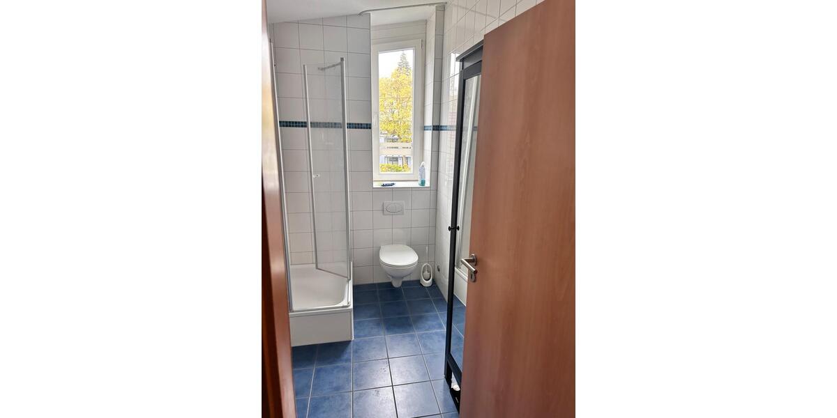 Dachgeschoßwohnung Siegen Weidenau - 2.5 Zimmer, 56 m&sup2;, 640&euro; | Angebot:26636746