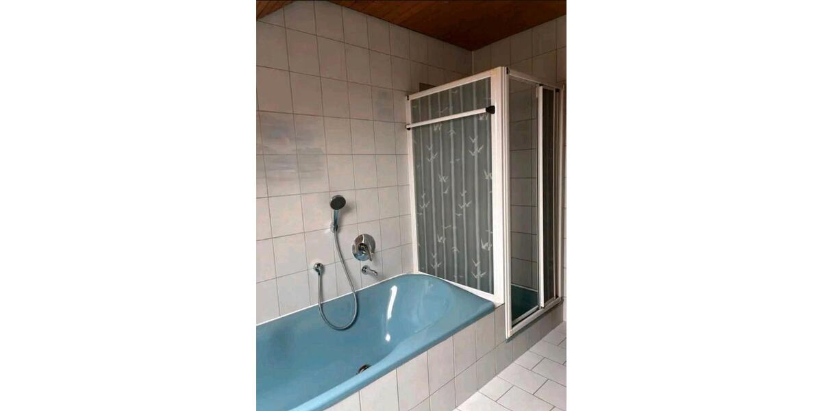 Dachgeschoßwohnung Calw - 4 Zimmer, 105 m&sup2;, 1.050&euro; | Angebot:26091626