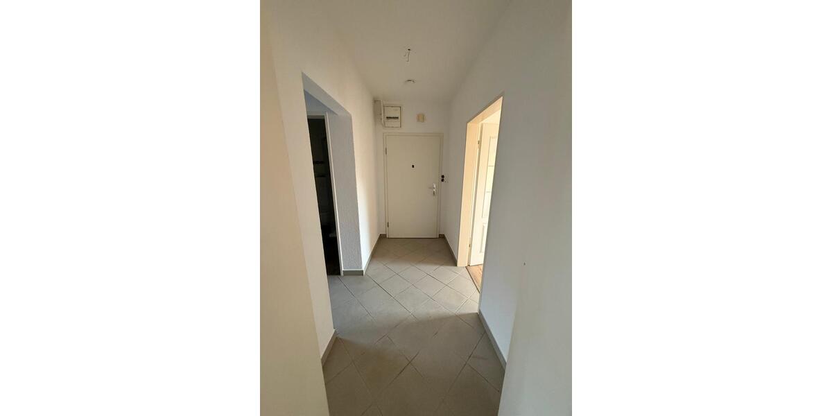 Zu Vermieten: 3-Zimmer-Wohnung mit EBK in RönnebeckFarge 3 zimmer