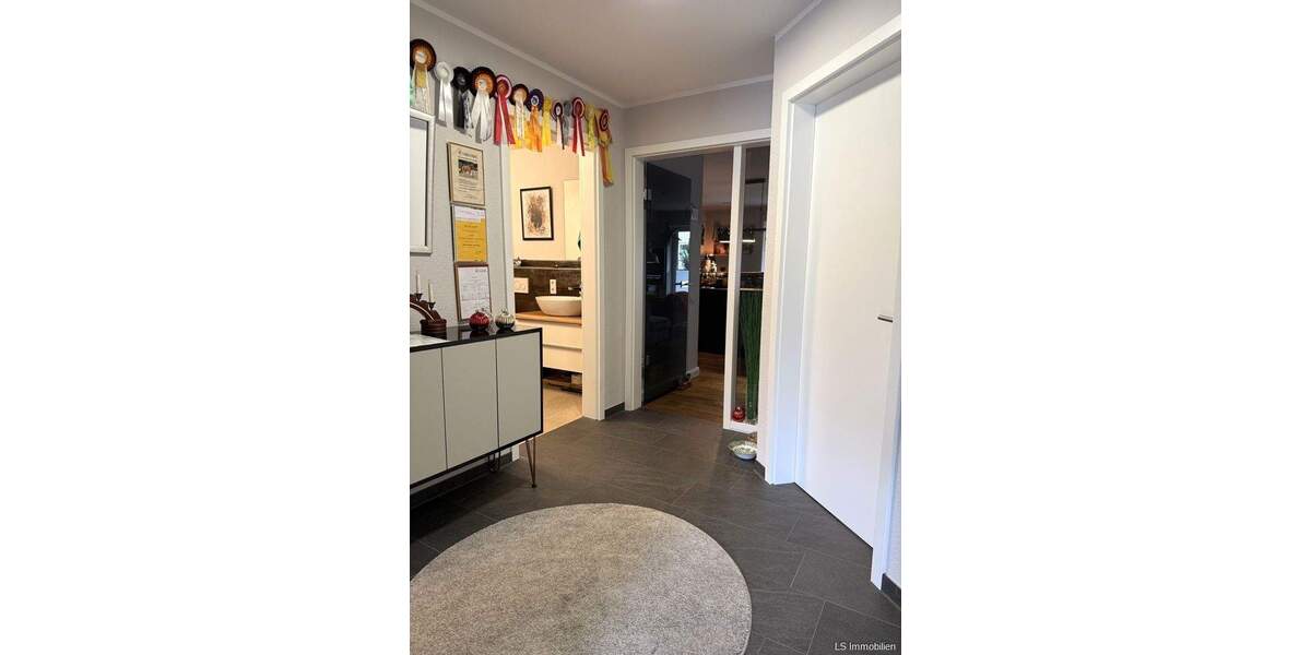 Etagenwohnung Wardenburg Wardenburg I - 2 Zimmer, 83 m&sup2;, 1.150&euro; | Angebot:25683419