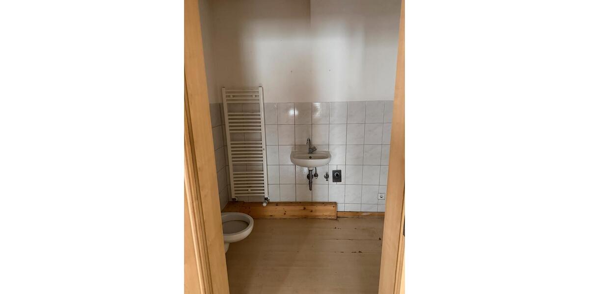 Etagenwohnung Menden (Sauerland) - 2.5 Zimmer, 43 m&sup2;, 350&euro; | Angebot:25171829
