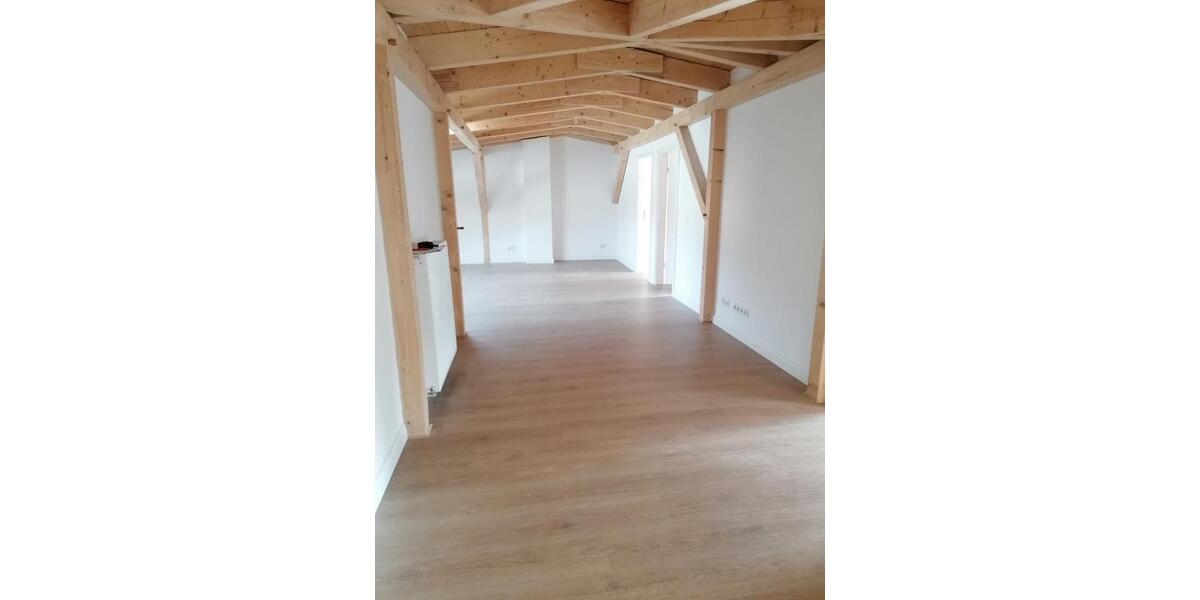 Dachgeschoßwohnung Güstrow - 3 Zimmer, 98 m&sup2;, 930&euro; | Angebot:25440690