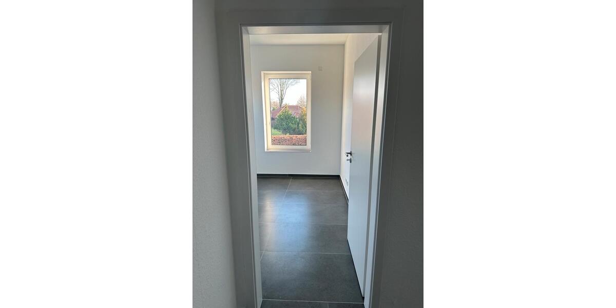 Etagenwohnung Barßel - 5 Zimmer, 92 m&sup2;, 900&euro; | Angebot:25698833