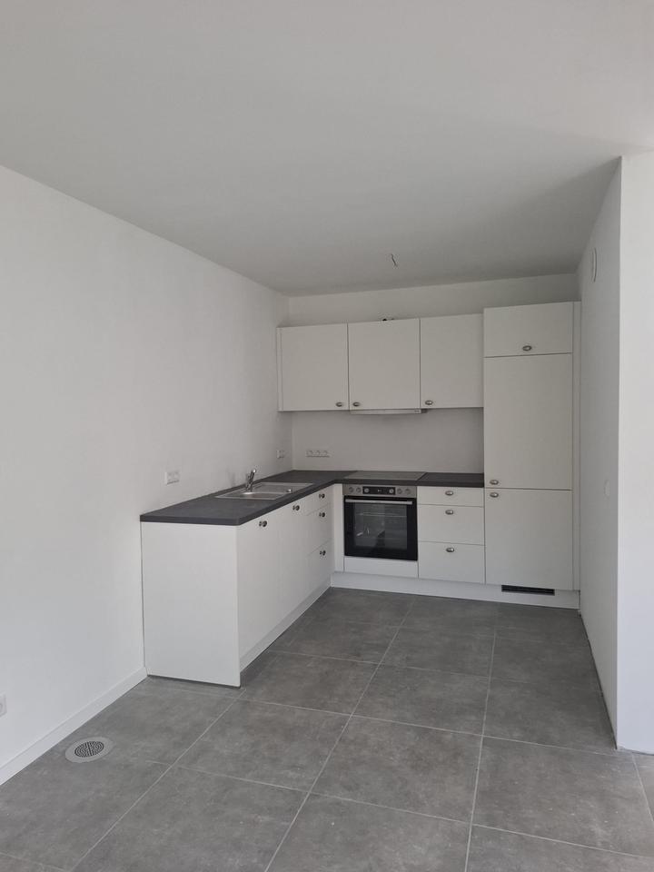 Erstbezug 2,5 Zimmerwohnung mit Einbauküche
