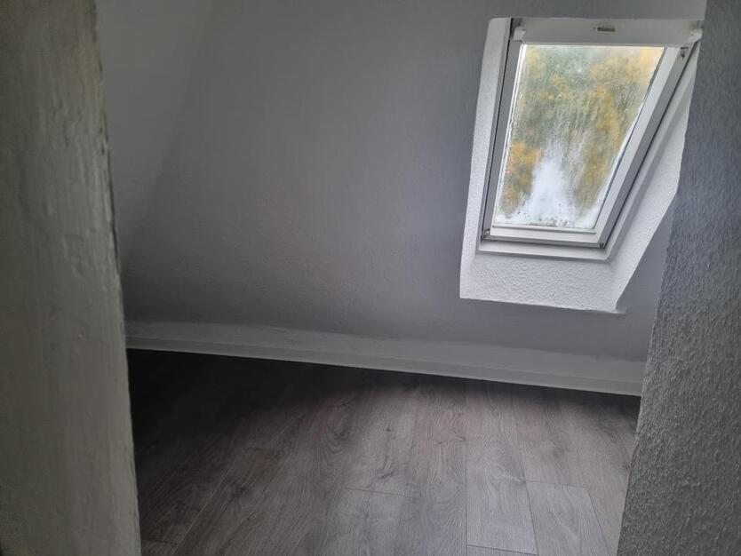 Gemütliche Wohnung im Dachgeschoss zimmer