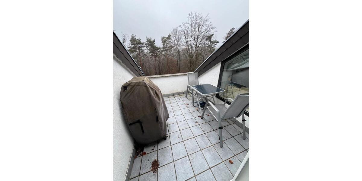 Dachgeschoßwohnung Blieskastel - 4 Zimmer, 105 m&sup2;, 1.075&euro; | Angebot:24704334