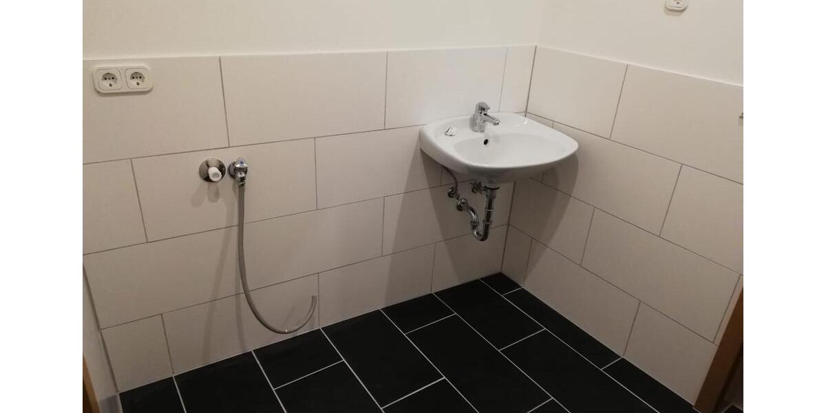 Dachgeschoßwohnung Herbsleben - 2 Zimmer, 90 m&sup2;, 720&euro; | Angebot:26321991