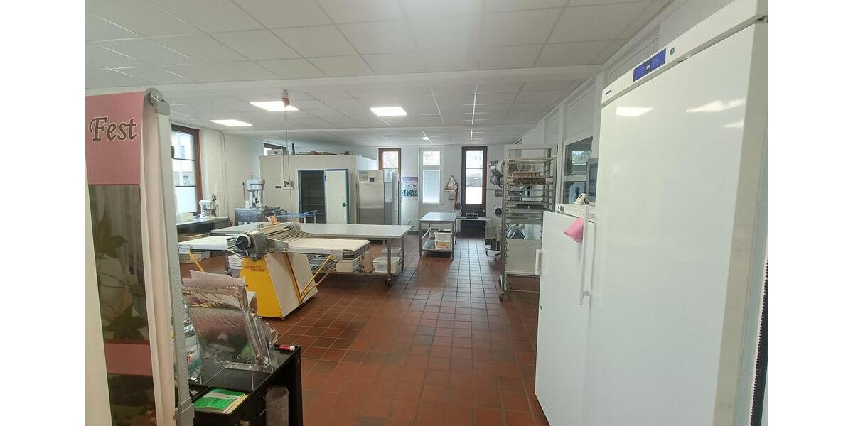 Gewerbeobjekt Horn-Bad Meinberg Bad Meinberg - 1.700&euro; | Angebot:24151764