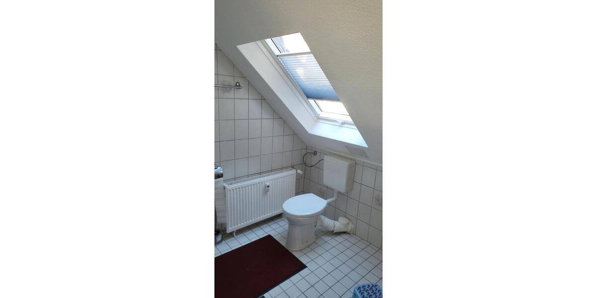 Dachgeschoßwohnung Sankt Ingbert - 1 Zimmer, 27 m&sup2;, 280&euro; | Angebot:26705235