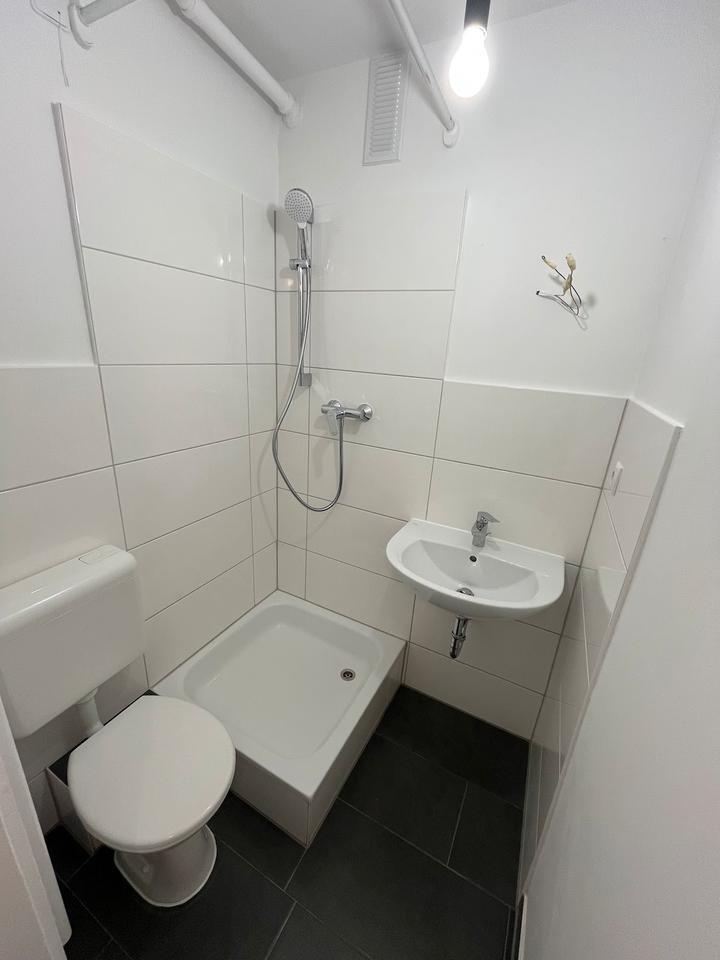 Kleine Erdgeschosswohnung mit Terrasse! zimmer