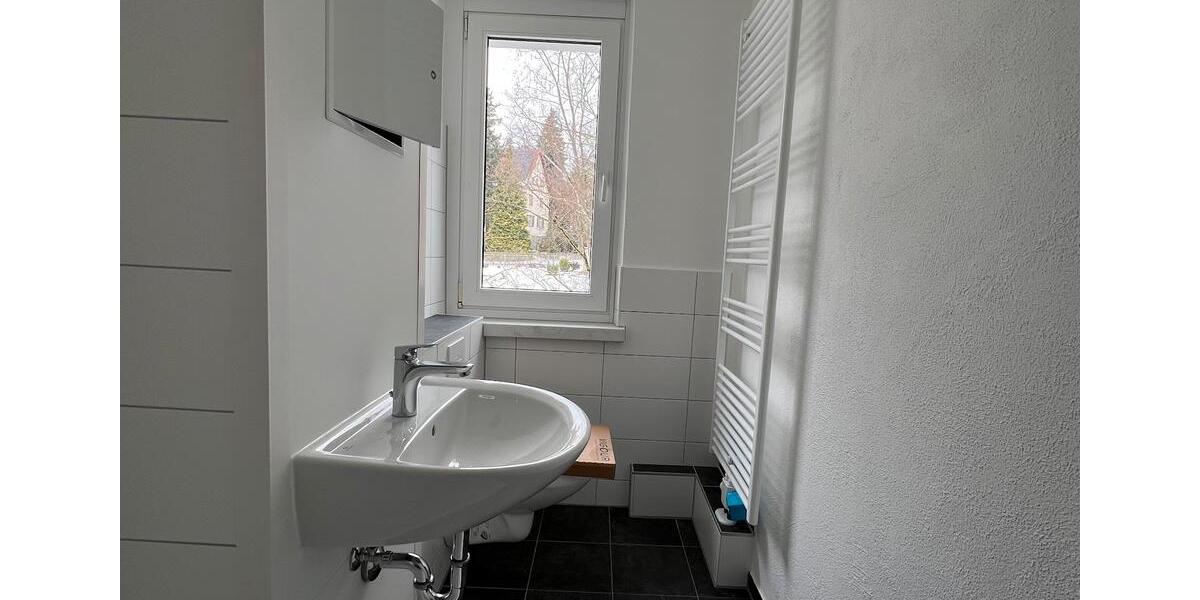 Dachgeschoßwohnung Chemnitz Helbersdorf - 3 Zimmer, 58 m&sup2;, 310&euro; | Angebot:26591536