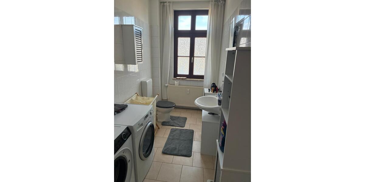 Erdgeschoßwohnung Nienburg (Saale) - 3 Zimmer, 81 m&sup2;, 680&euro; | Angebot:25853796