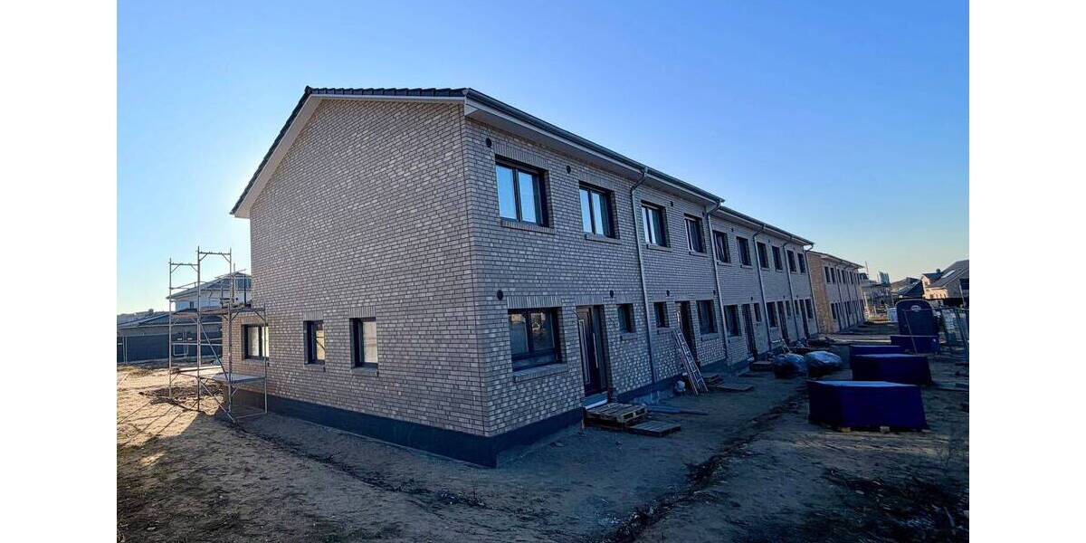 Reihenmittelhaus Verden Dauelsen - 4 Zimmer, 123 m&sup2;, 1.600&euro; | Angebot:25970699