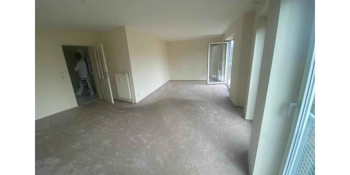 Etagenwohnung Schleswig - 3 Zimmer, 85 m&sup2;, 885&euro; | Angebot:25205009