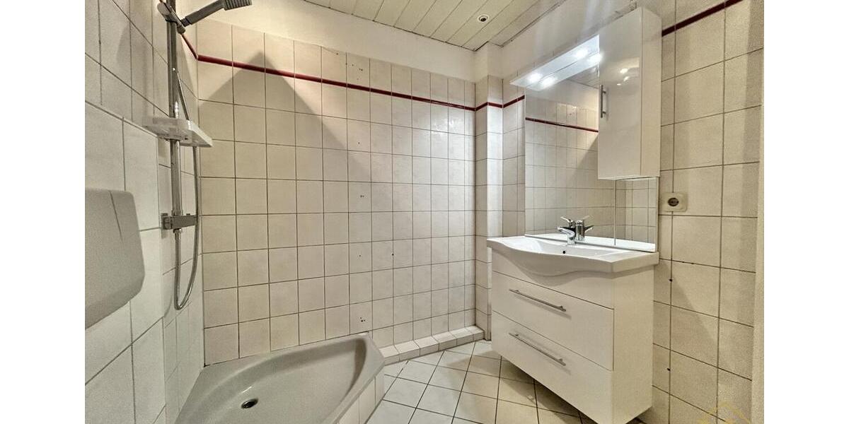 Klarer Streck: Helle 3 Zimmer Wohnung mit Balkon 3 zimmer