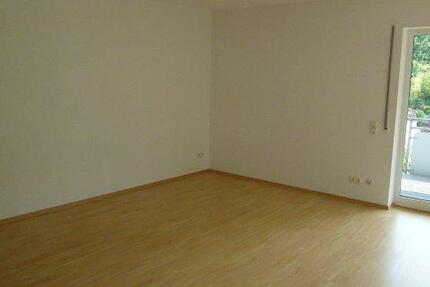 Wohnung Idstein - 2 Zimmer, 66 m&sup2;, 620&euro; | Angebot:26007434