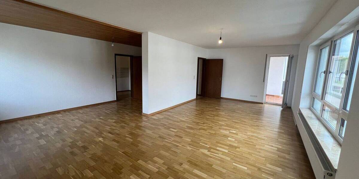 Etagenwohnung Bad Kissingen Garitz - 3 Zimmer, 105 m&sup2;, 850&euro; | Angebot:26788100