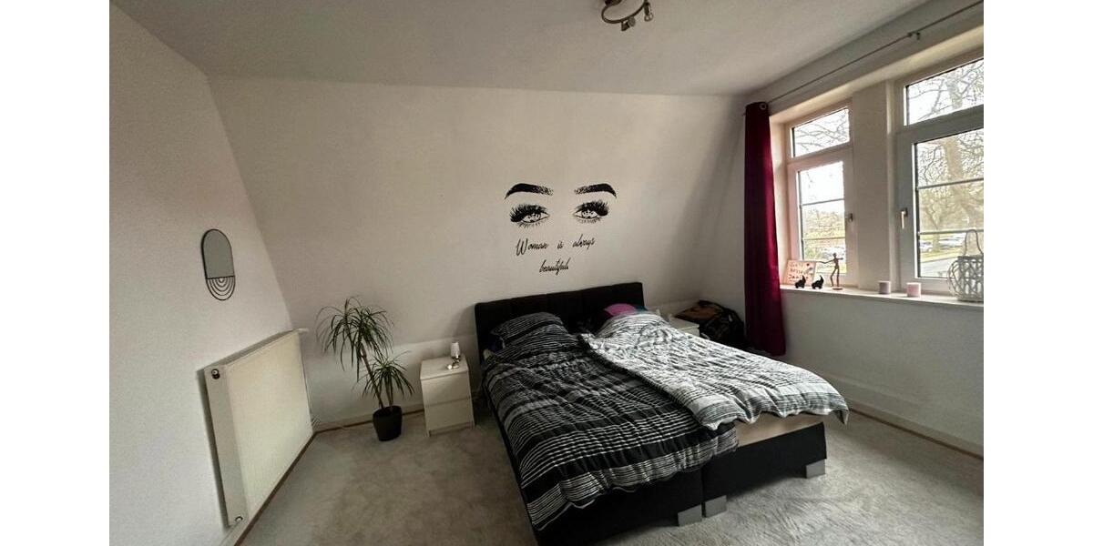 Etagenwohnung Isernhagen - 6 Zimmer, 190 m&sup2;, 1.249&euro; | Angebot:26705850