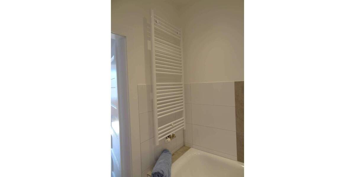 WG-Zimmer mit Einbauschrank in Hechtsheim inkl. W-Lan u.v.m. 1 zimmer