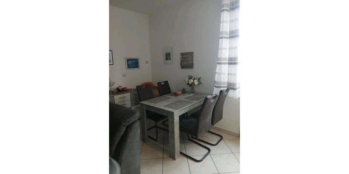 Wohnen auf Zeit Duisburg Hochheide - 2 Zimmer, 50 m&sup2;, 40&euro; | Angebot:25649839