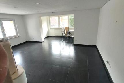 Haus Albstadt Gemarkung Onstmettingen - 5 Zimmer, 165 m&sup2;, 1.500&euro; | Angebot:25294748