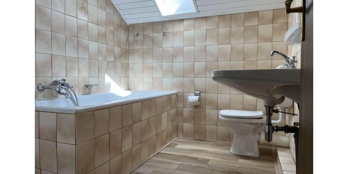 Dachgeschoßwohnung Much - 2 Zimmer, 60 m&sup2;, 500&euro; | Angebot:26462512