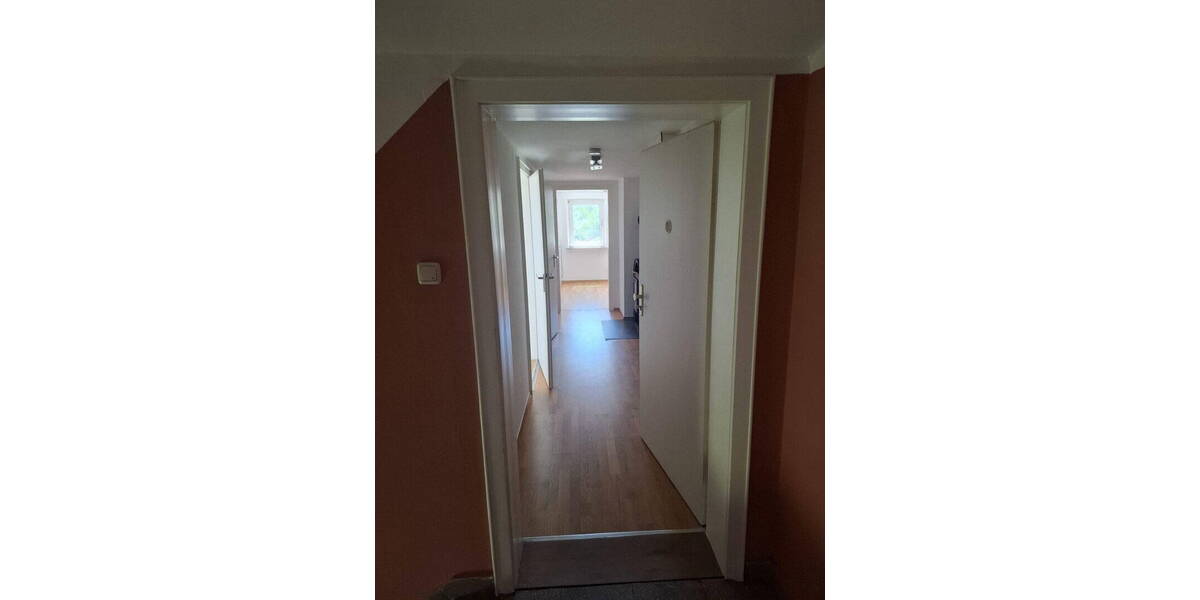 Etagenwohnung Langquaid - 2 Zimmer, 50 m&sup2;, 435&euro; | Angebot:26730922