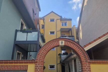 Wohnung Eisenberg - 3 Zimmer, 90 m&sup2;, 720&euro; | Angebot:25769418